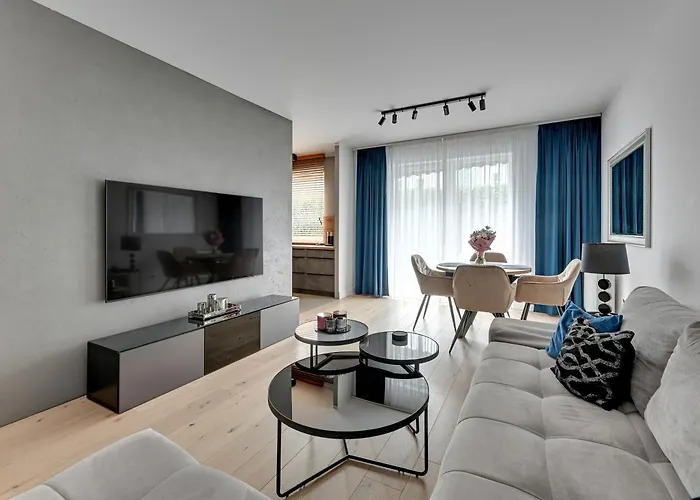 Amber Port 11 By Grand Apartments